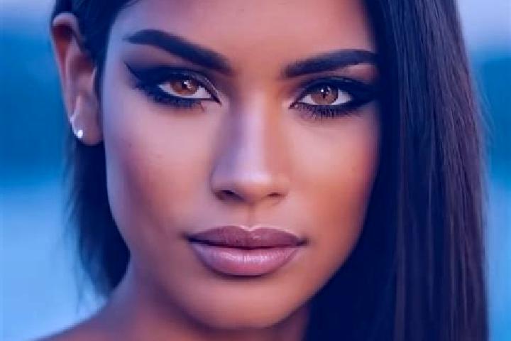Harper, 35, a black amber-eyed latina companion based in Cozar. Offering Prostate Massage, 69, Deep French Kissing. Available for incall and outcall, day and...