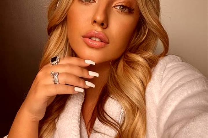 Harper, 36, a blonde grey-eyed latina companion based in Shumilino. Offering Duos, Prostate Massage, Couples. Available for incall and outcall, day and eveni...