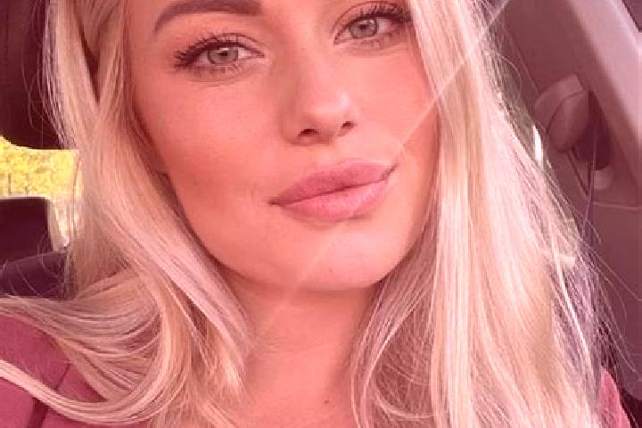 Harper, 36, a blonde hazel-eyed mixed companion based in Castejon de las Armas. Offering Tantra, GFE, CIM. Available for incall and outcall, day and evening ...