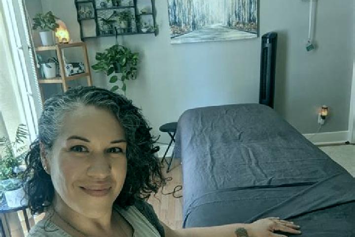 Harper, 36, a chestnut grey-eyed ebony companion based in Flaujac-Poujols. Offering Erotic Massage, Tantra, Overnight, Prostate Massage, Travel Companion. Av...
