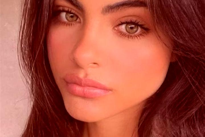 Harper, 36, a red dark-eyed european companion based in Chegem Vtoroy. Offering Party Girl, Prostate Massage, Dinner Date, Travel Companion. Available for in...