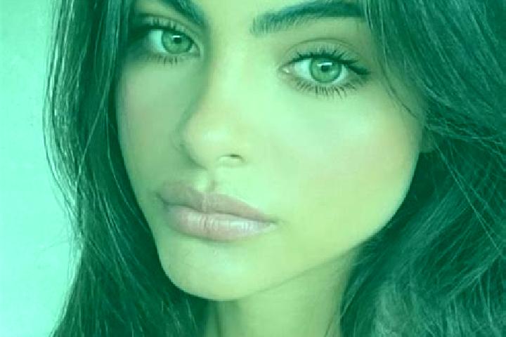 Harper, 37, a black dark-eyed indian companion based in Maroa. Offering Dinner Date, Party Girl. Available for incall and outcall, day and evening dates.