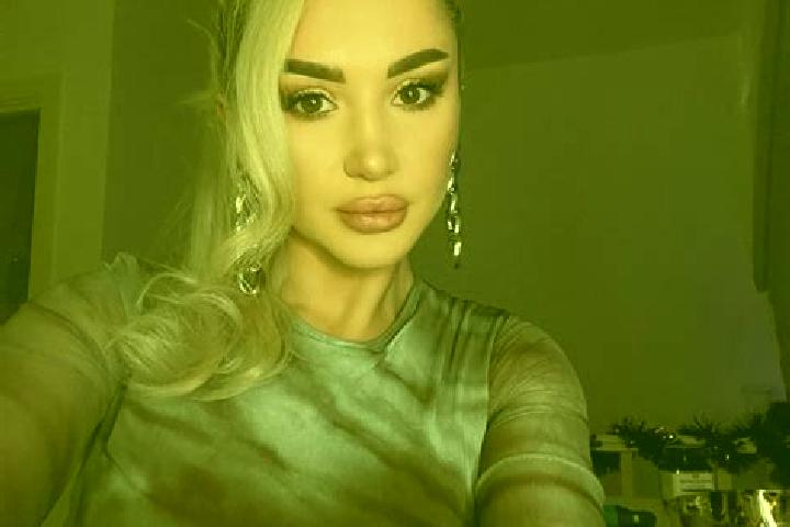 Harper, 37, a blonde grey-eyed european companion based in Podenii Noi. Offering Duos, Party Girl, BDSM, GFE. Available for incall and outcall, overnight boo...