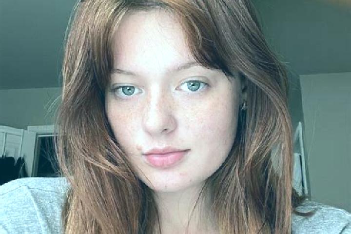 Harper, 37, a red grey-eyed asian companion based in Becerril. Offering Overnight, Girlfriend Experience, OWO, CIM. Available for incall and outcall, day and...