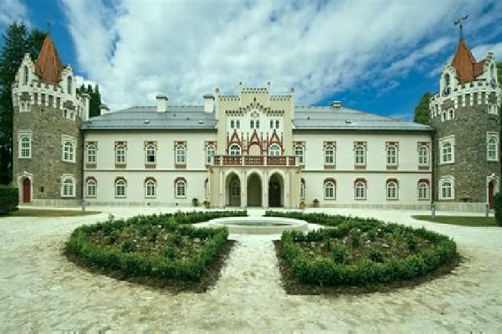 Harper, 37 — Escort in Heralec, Czech Republic
