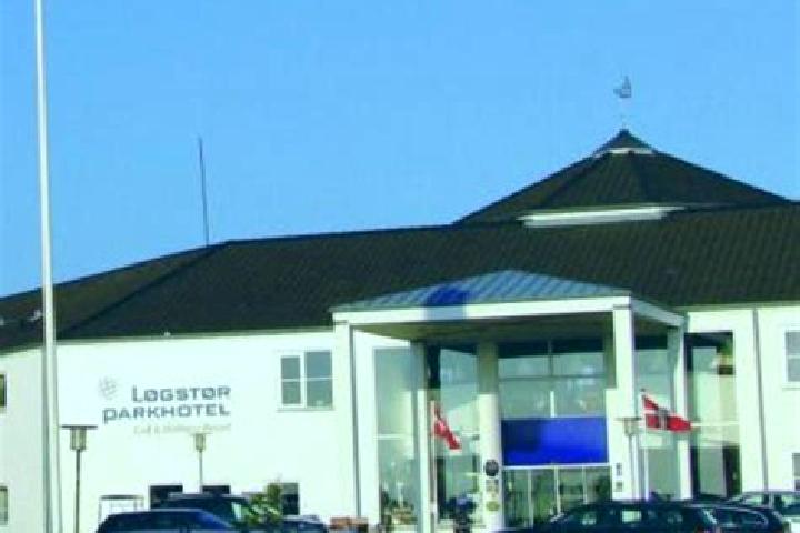 Harper, 38 — Escort in Logstor, Denmark