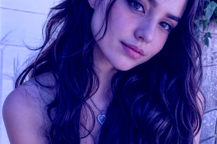 Harper, 39, a auburn amber-eyed middle eastern companion based in Tebela. Offering Deep French Kissing, A-Level, Striptease, Domination, Party Girl. Availabl...