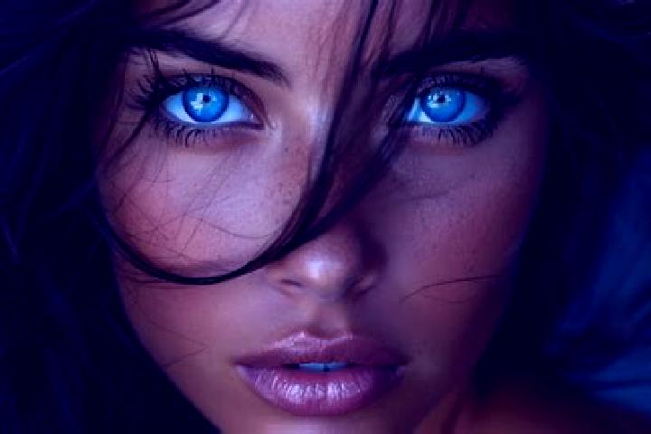 Harper, 39, a auburn blue-eyed middle eastern companion based in Pangalengan. Offering Tantra, Travel Companion, Striptease, Domination. Available for incall...