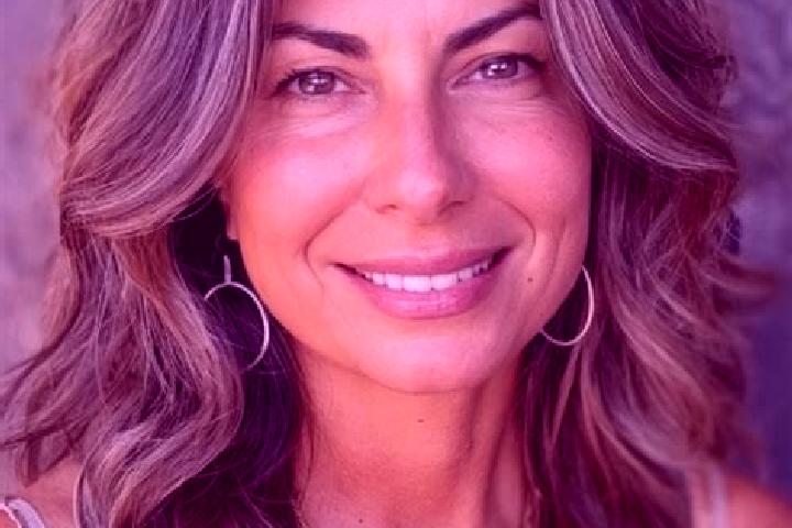 Harper, 39, a brunette grey-eyed latina companion based in Ploufragan. Offering Girlfriend Experience, Massage, Roleplay, Overnight. Available for incall and...