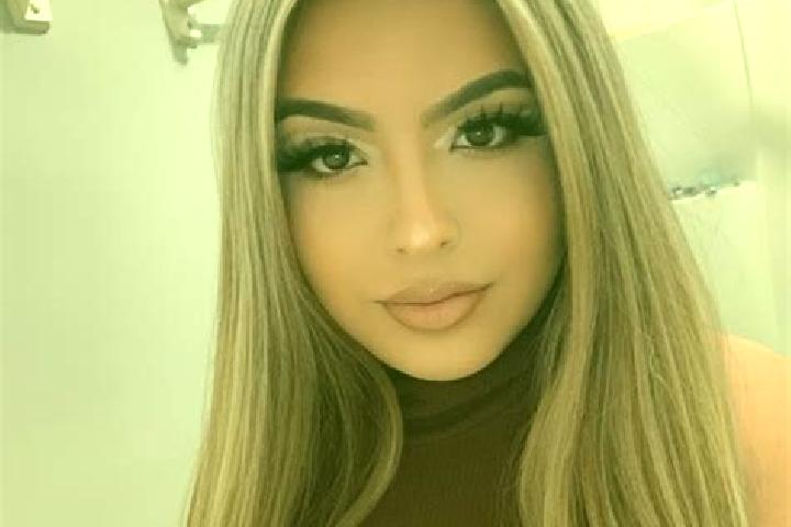 Hazel, 20, a blonde brown-eyed latina companion based in Roxboro. Offering Couples, Deep French Kissing, Erotic Massage, Domination, Duos. Available for inca...
