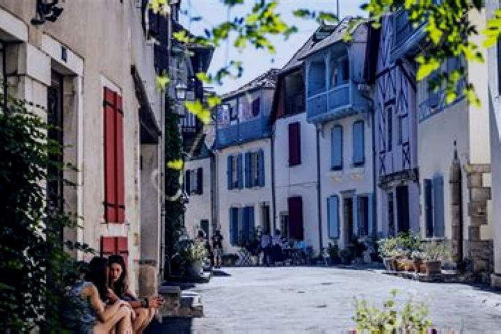 Hazel, 20 — Escort in Arthez-de-Bearn, France