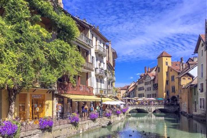 Hazel, 20 — Escort in Pissos, France