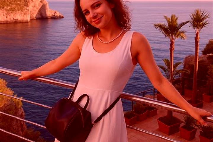 Hazel, 20 — Escort in Turgut, Turkey