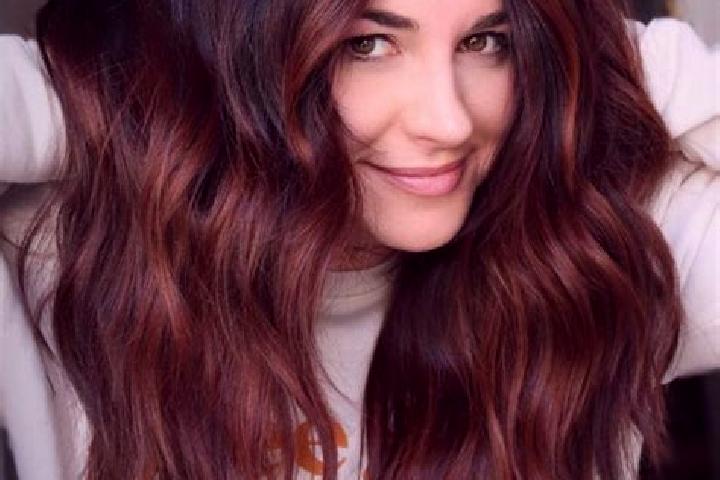 Hazel, 21, a auburn dark-eyed mediterranean companion based in Dera. Offering A-Level, Dinner Date, CIM. Available for incall and outcall, day and evening da...