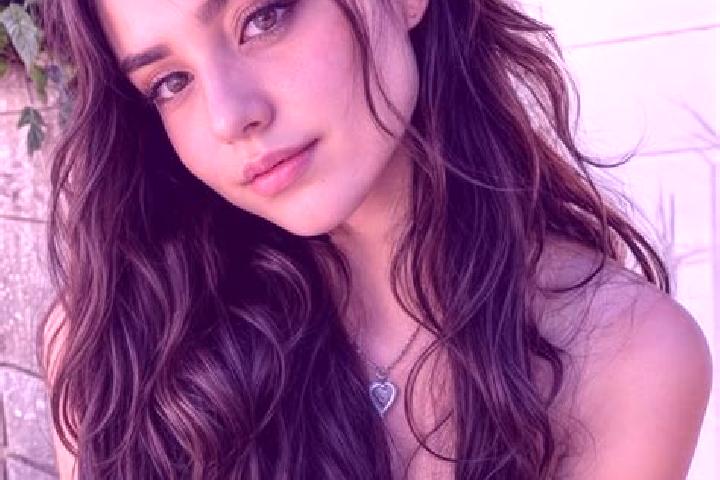 Hazel, 21, a black hazel-eyed middle eastern companion based in Forman. Offering Party Girl, Prostate Massage, Domination, OWO. Available for incall and outc...