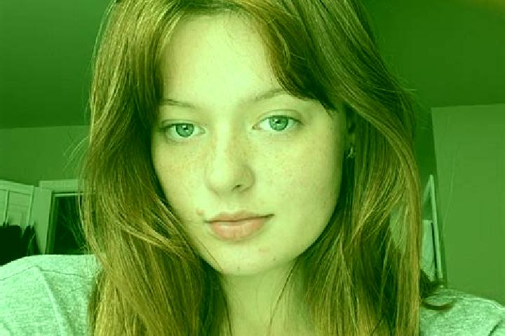 Hazel, 21, a red brown-eyed caucasian companion based in Suseni. Offering Couples, Fetish, Overnight. Available for incall and outcall, overnight bookings av...