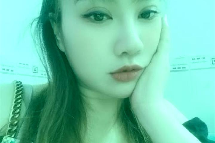 Hazel, 21 — Escort in Binh Thanh, Vietnam