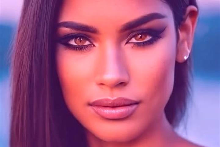 Hazel, 22, a dark blonde dark-eyed latina companion based in Ohlsbach. Offering Couples, Roleplay, 69, Domination. Available for incall and outcall, overnigh...