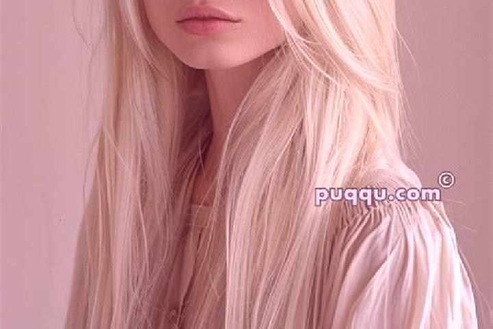 Hazel, 22, a platinum blonde blue-eyed latina companion based in Chakia. Offering Party Girl, Fetish, BDSM. Available for incall and outcall, day and evening...