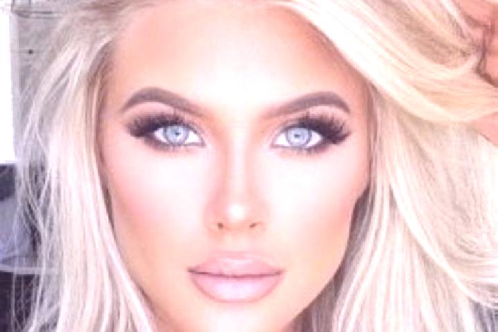 Hazel, 22, a platinum blonde hazel-eyed mediterranean companion based in Zhongjie. Offering 69, Fetish, Duos. Available for incall and outcall, day and eveni...