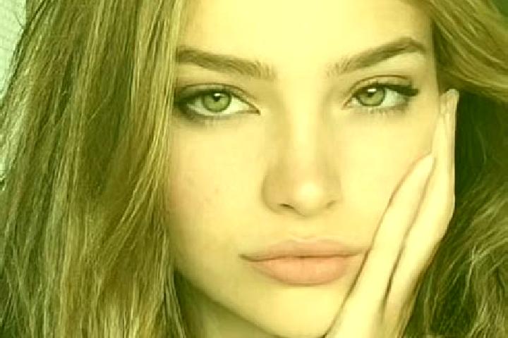 Hazel, 23, a dark blonde hazel-eyed asian companion based in Contrada Difesa II. Offering Couples, GFE, OWO, Deep French Kissing. Available for incall and ou...
