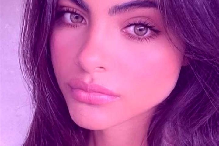 Hazel, 23, a red dark-eyed indian companion based in San Rafael Rio Seco. Offering Duos, OWO, A-Level. Available for incall and outcall, overnight bookings a...