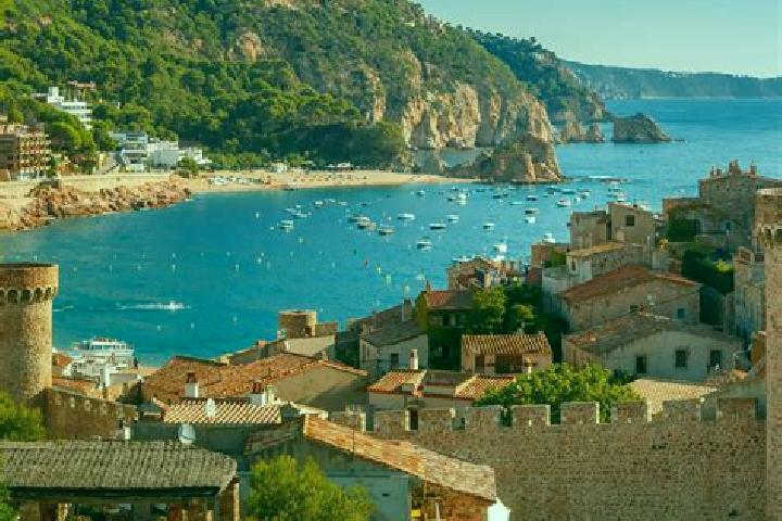 Hazel, 23 — Escort in Binaced, Spain