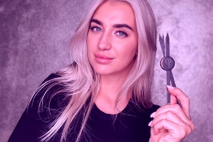 Hazel, 23 — Escort in Na Starom Majeri, Slovakia