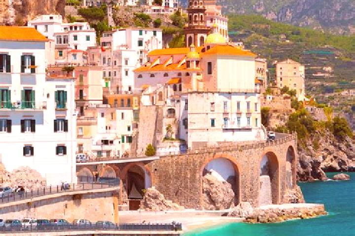 Hazel, 23 — Escort in Navedano, Italy