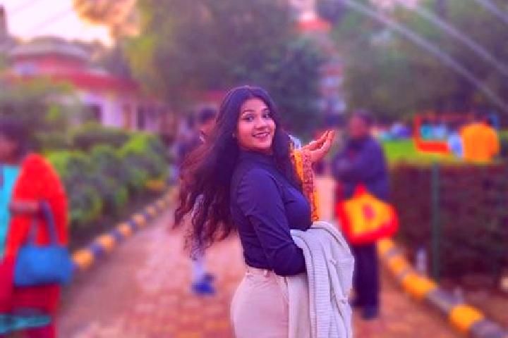 Hazel, 24 — Escort in Debipur, India