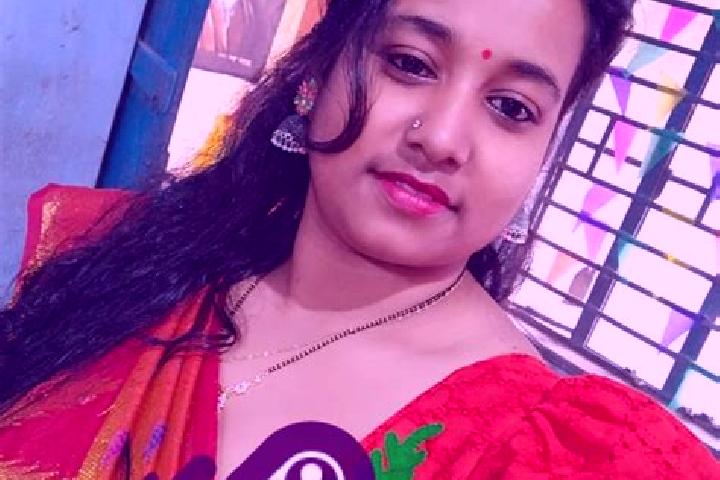 Hazel, 24 — Escort in Dhulagari, India
