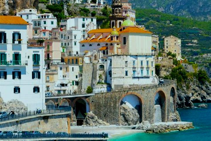 Hazel, 24 — Escort in Trebisacce, Italy