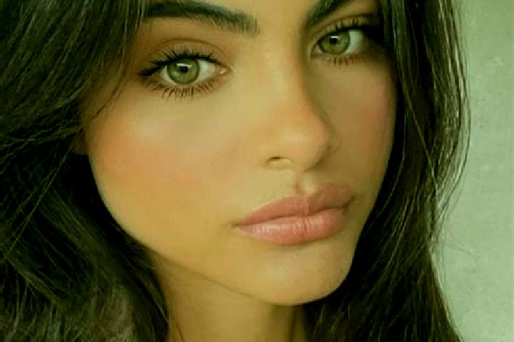 Hazel, 25, a brunette dark-eyed indian companion based in Rembertow. Offering Domination, 69, Erotic Massage, A-Level, Tantra. Available for incall and outca...