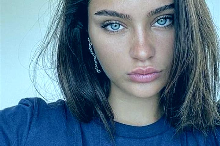 Hazel, 25, a brunette dark-eyed slavic companion based in Redcliffs. Offering OWO, Girlfriend Experience, Domination, CIM, Tantra. Available for incall and o...