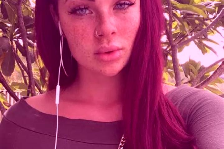 Hazel, 25, a red green-eyed caribbean companion based in Al Ju aymah. Offering 69, Tantra, BDSM. Available for incall and outcall, day and evening dates.