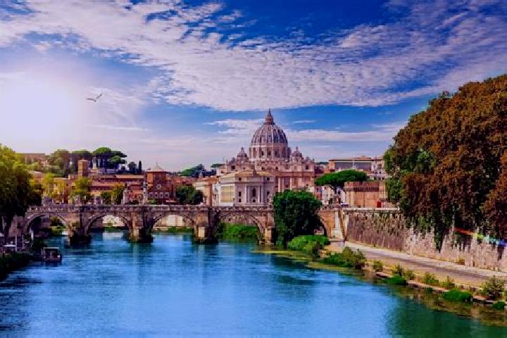 Hazel, 25 — Escort in Cuorgne, Italy