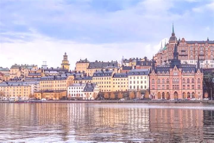 Hazel, 25 — Escort in Ersmark, Sweden