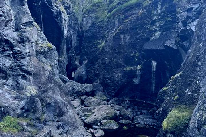Hazel, 25 — Escort in Treungen, Norway