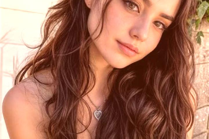 Hazel, 26, a black hazel-eyed middle eastern companion based in Goyerkata. Offering A-Level, Travel Companion, Roleplay. Available for incall and outcall, da...