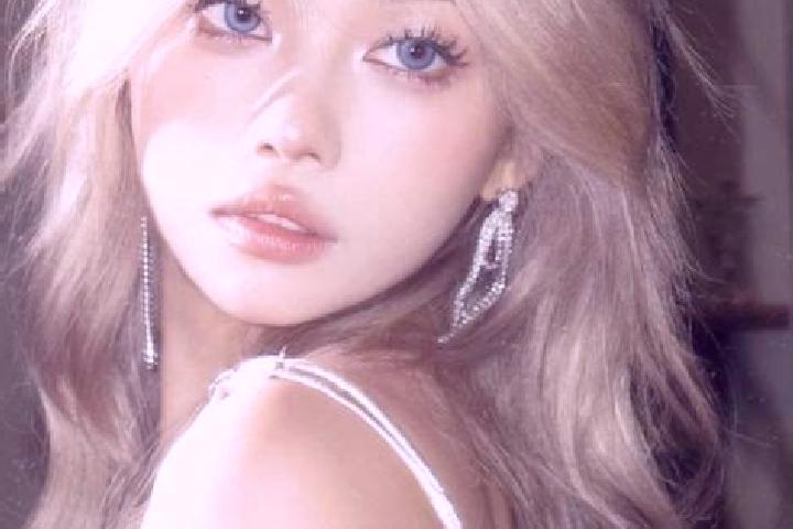 Hazel, 26, a blonde dark-eyed asian companion based in Rhinebeck. Offering BDSM, Striptease, OWO, A-Level, GFE. Available for incall and outcall, day and eve...