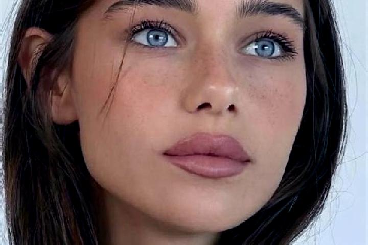 Hazel, 26, a brunette blue-eyed caucasian companion based in Changchun. Offering Travel Companion, Erotic Massage, Deep French Kissing. Available for incall ...