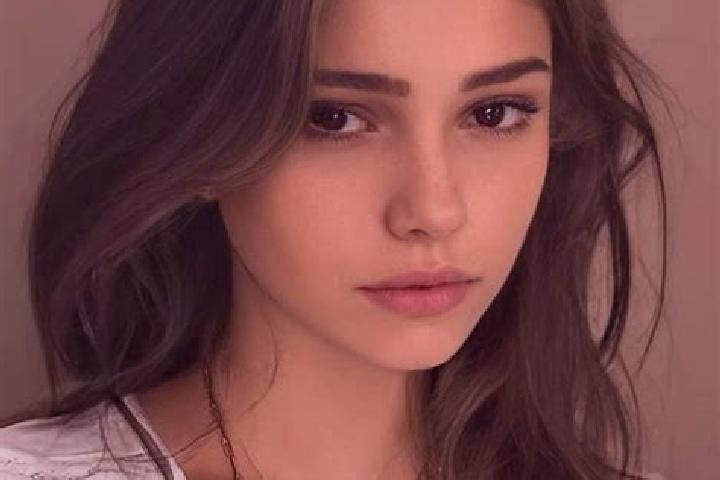 Hazel, 26, a chestnut hazel-eyed slavic companion based in Karahamzali. Offering Tantra, Girlfriend Experience, BDSM. Available for incall and outcall, overn...