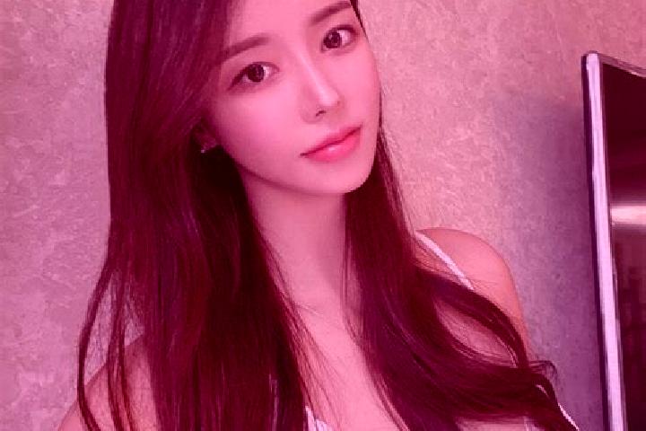 Hazel, 26 — Escort in Awuliya, China