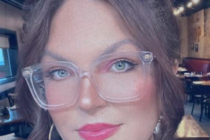 Hazel, 26 — Escort in Blissfield, United States