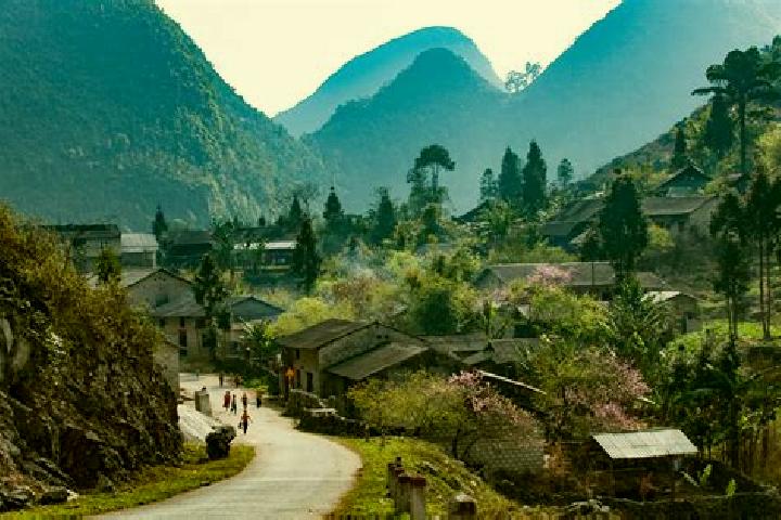 Hazel, 26 — Escort in Ha Giang, Vietnam