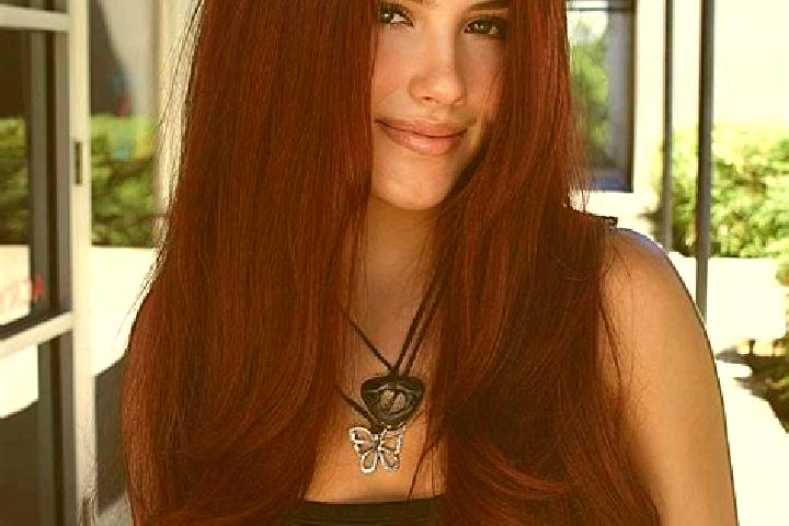 Hazel, 27, a auburn dark-eyed indian companion based in Casapinta. Offering Massage, Domination, Couples, 69. Available for incall and outcall, overnight boo...