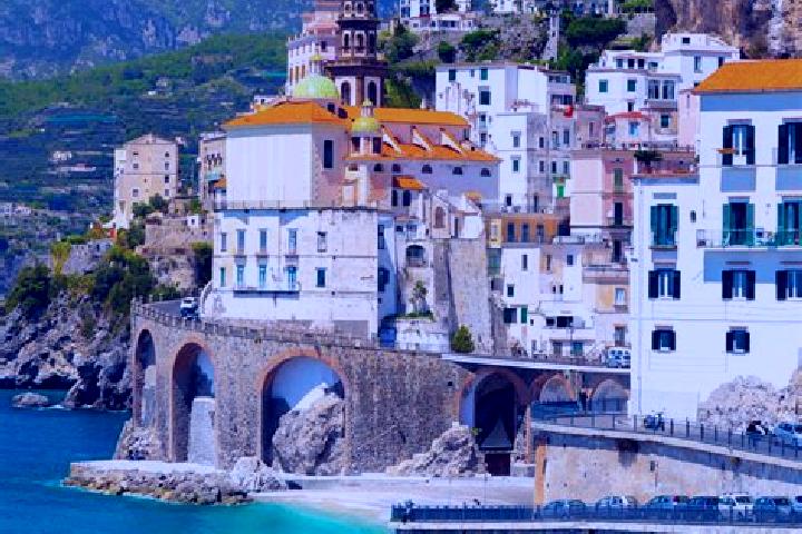 Hazel, 27 — Escort in Valmontone, Italy
