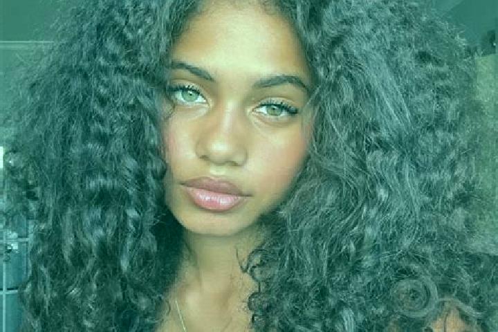 Hazel, 28, a black dark-eyed ebony companion based in Insculas. Offering Party Girl, BDSM, GFE. Available for incall and outcall, overnight bookings available.