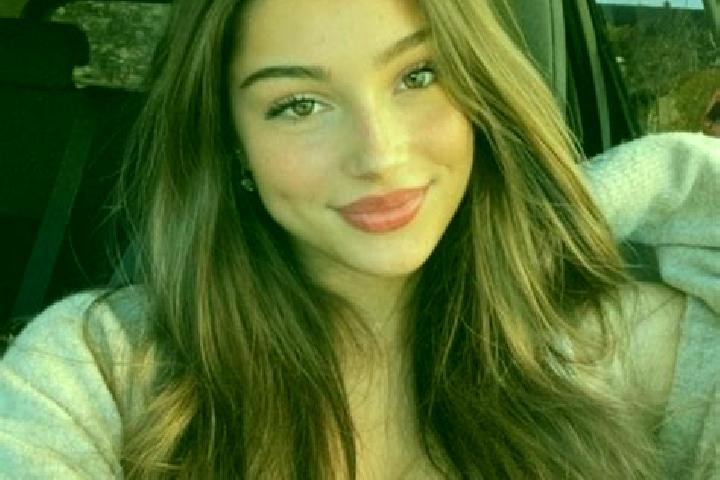 Hazel, 29, a brunette grey-eyed latina companion based in Butha-Buthe. Offering GFE, Girlfriend Experience, Fetish, CIM. Available for incall and outcall, da...