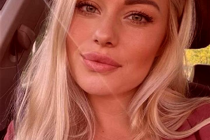 Hazel, 30, a blonde hazel-eyed caucasian companion based in Lyskovo. Offering Duos, Overnight, Massage, Domination. Available for incall and outcall, day and...